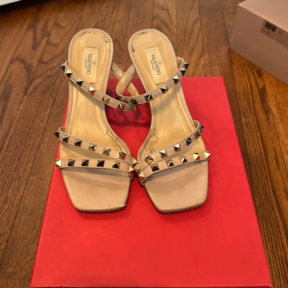 Valentino wedges